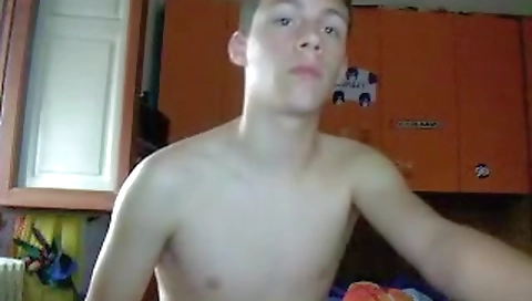 Hot girl does some lesbian sinks