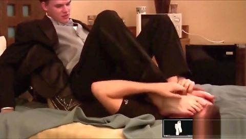 Sexy girl shows her cute body