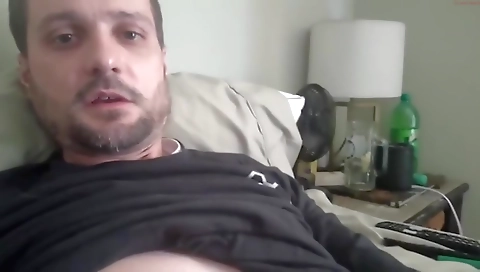 Sexy blonde girl caught trickymasseurluting on cam