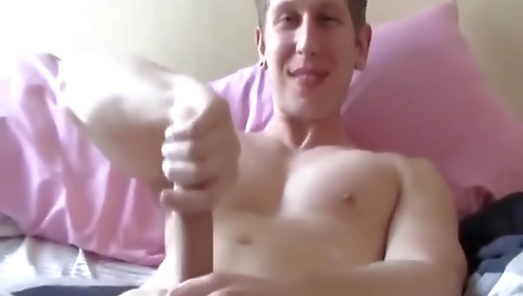 Sexy amateur girl with a sexy body