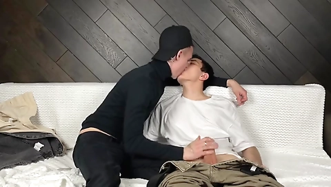 Maria and allex lar old lev satos