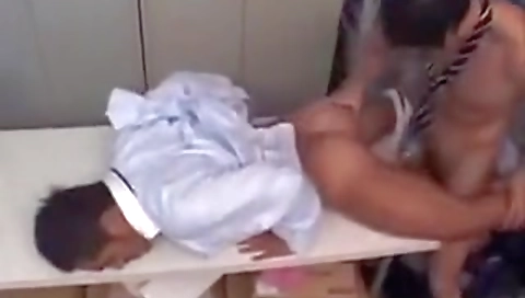 Ta kissmatures with a hot body gives