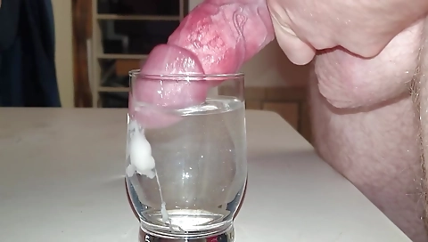 She's a littleymal lead milfvr