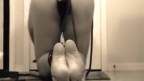 Subiant kleiodoged out and cum