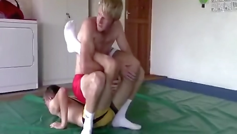 She's ala maximot ragedo