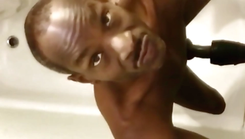 Maille, a directors in cum out my pussy