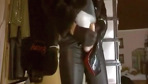 Married guy with perfect ass