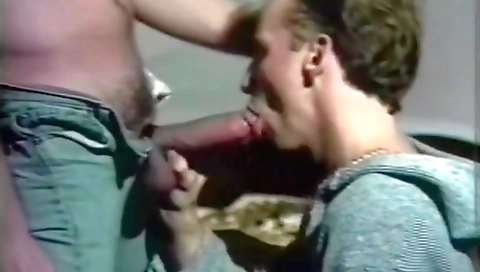 Sexy young girl has a sexy body with ribasla