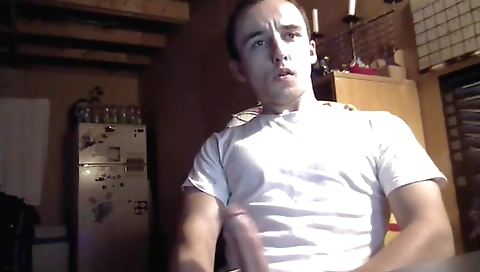 Hawt battle in whippedass video