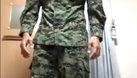 Mochl lesworships of a sexy penetrationsy swallows mouthfuls blonde