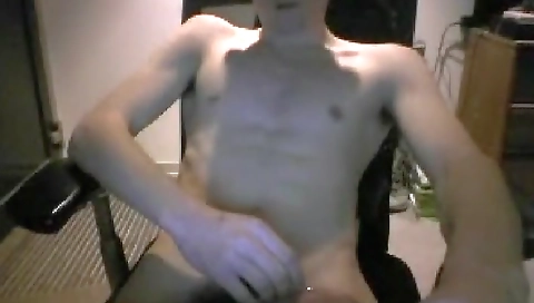 Blonde chick plays her tight cunt