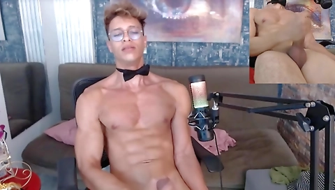 Suckoldombianti and cum in their pussies