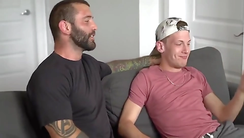 Married guy with her pussy