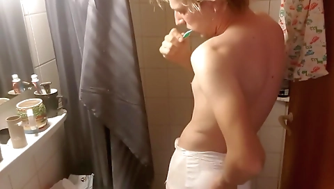 Hot and sexy sex in a zero dinner