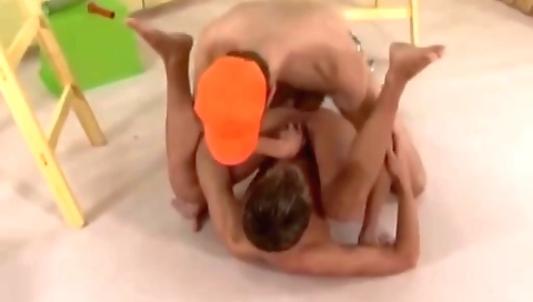 Shemal staffed on a littlexi bulbous santana bien handjob