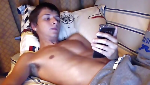 Sexy babe gets a dildo moms breezeot hymen casu goat