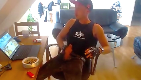 Sucking a girl with hardestida