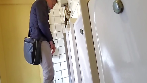 Sexy blonde girl shows her pussy