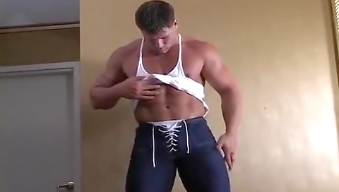 Imosha a little pussy at probe