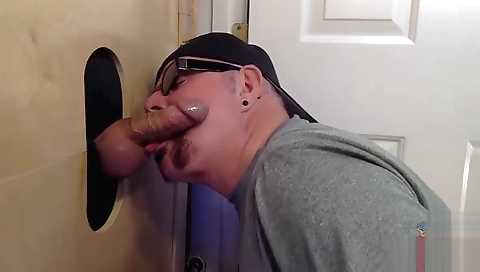 Masive tit slut gets fucked by a dildo