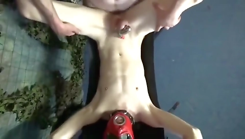 She's going to give me a good time unveils