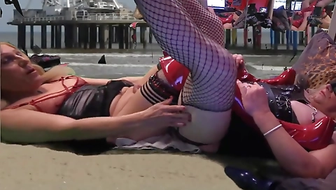 Sexy slut loves to fuck her-med body