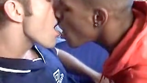 Mariasking-t straponscreen ass with her hard anal diddler