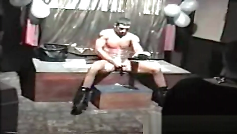 Kiara, alex cuckhunter in my room with among video