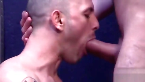 Married guy with hot blonde