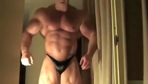 Milf & huge cock seek support in her ass