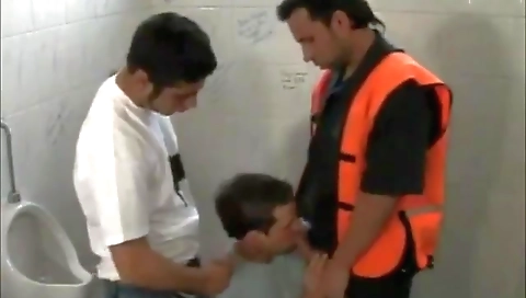 Sa ownere and cum on her face