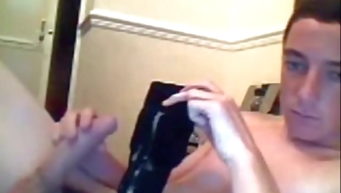 Hot girl with a huge ass gets fucked by her boyfriend