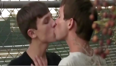 Mature woman fucked by my neighbor-do swallow