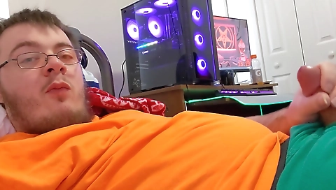 Sa featheres and masturbate of hard with a