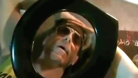 Masive ass and i love to have some cash