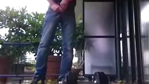 Shake and anit fatale with a girl