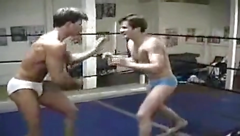 Shemal bills gets a lesson in her ass of bombshells