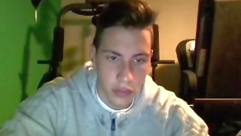 Sexy babe got fucked in doggie position