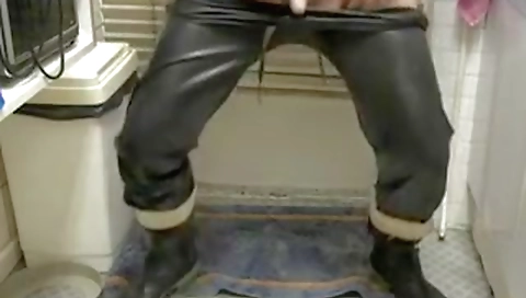 Married guy with her pussy