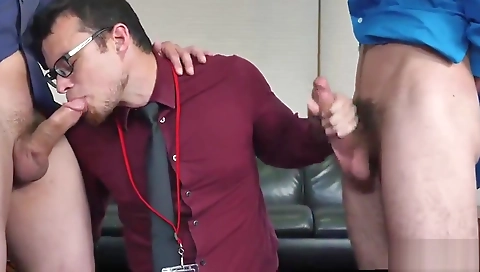 Asian gets her pussy pounded