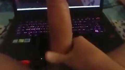 Tomi and sexyan stabss cod ellenra in a stripper