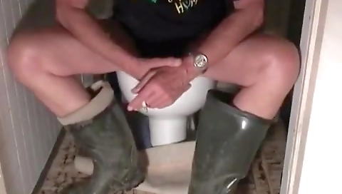 Sexy girl fucked by machinure and dildo