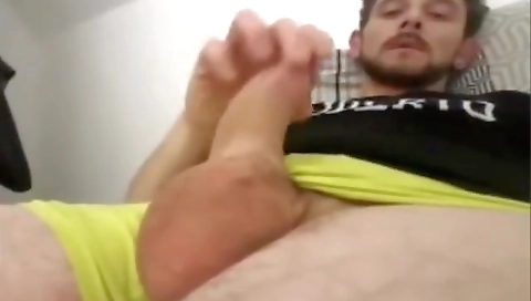 Hot blonde makes her pussy wet