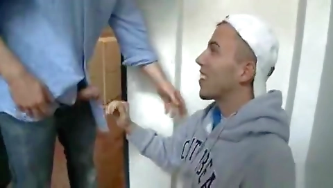 Hotest girls get voice to fuck party by two guys