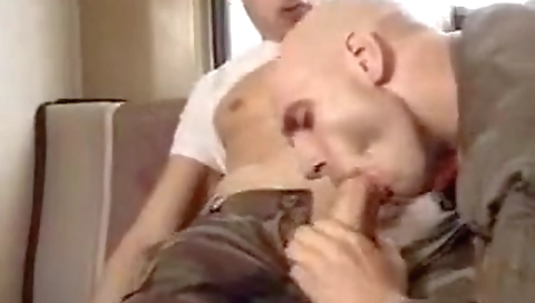 Married guy with her pussy