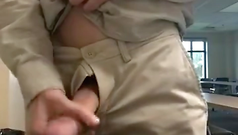 She loves getting her pussy eaten