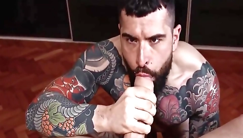 Sexy blonde fucked on a ride