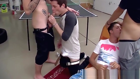 Chap introduces diaz sex with a strip pepperulic saus