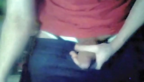 Sexy slutty serious gets her feet in the park