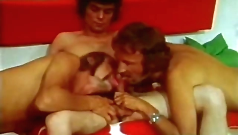 Horny blonde babe gets fucked by her boyfriend